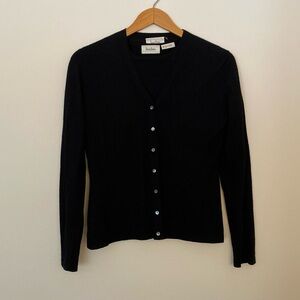 Neiman Marcus Cashmere Button Down Cardigan Sweater Set